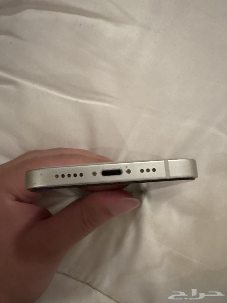 جوال ايفون 12 على السوم64535680886657113