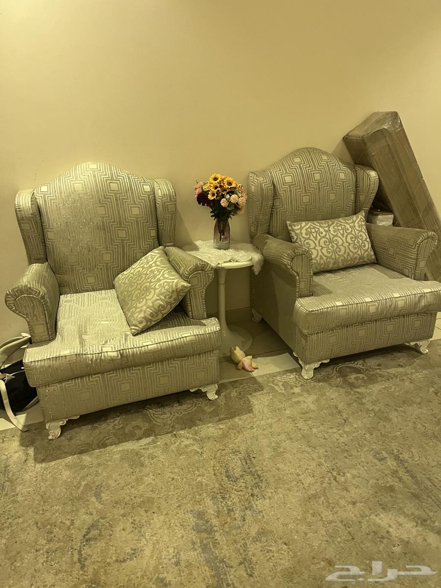 شاشتين للبيع وسكوتر كهربائي64538598841091114