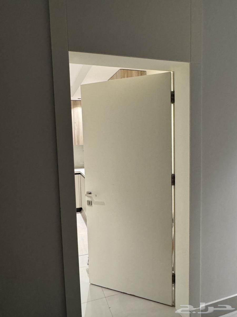 أبواب خشب بيضاء للبيع64543591432706111