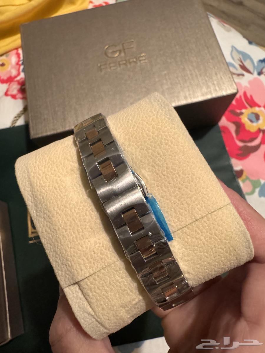 ساعة نسائيه ماركة جي اف فيري64541551382017114