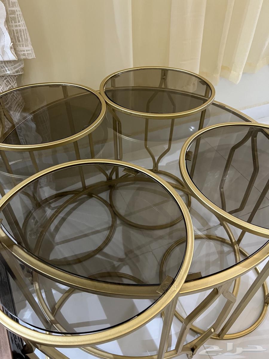 Serving tables64540879521538110