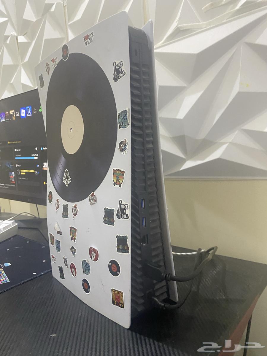 سلام عليكم اعرضلكم سوني 5 النسخة العادية نضيفه64541721443202111