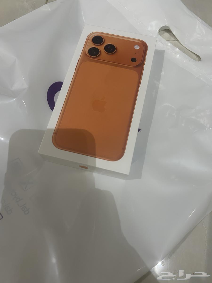آيفون 17 بروماكس 256 للبيع64536515818498111