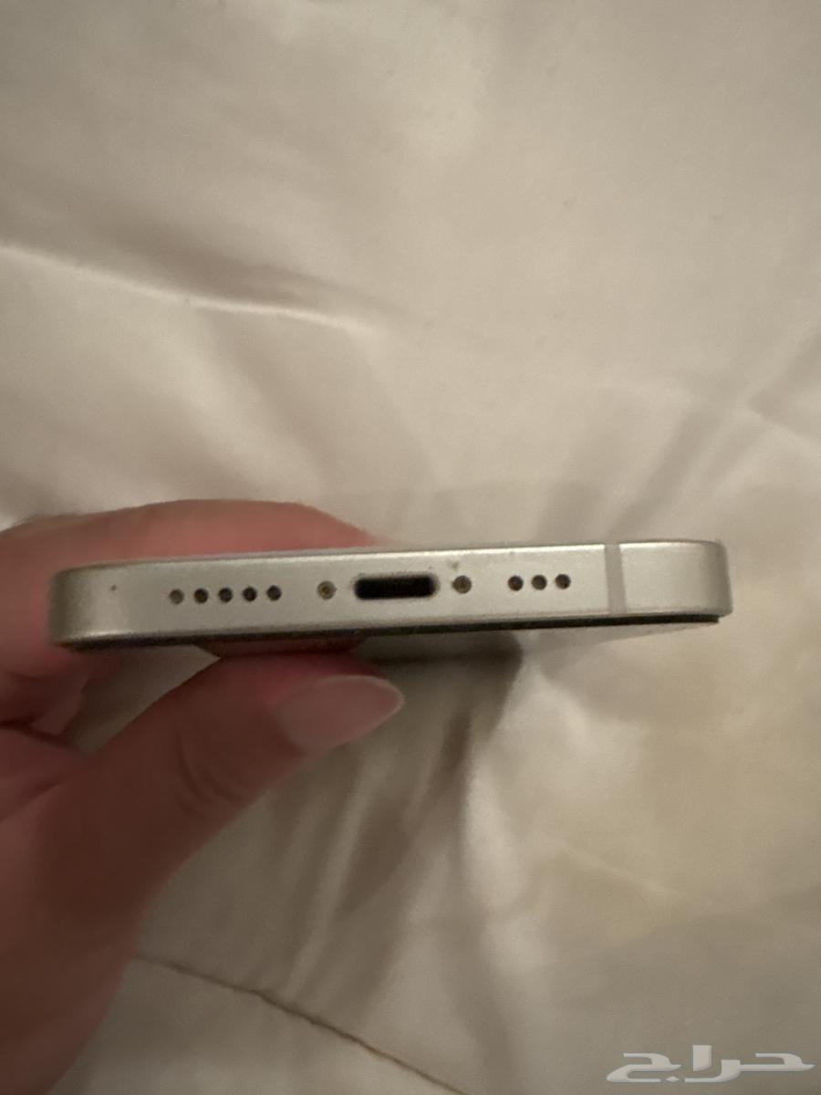 جوال ايفون 12 على السوم64535680886657114