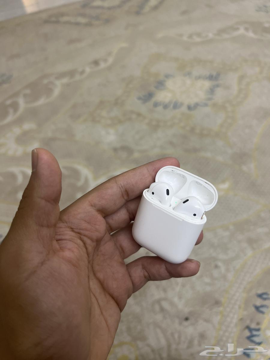 ايربودز ابل الجيل الثاني - نظيفه جدا64539825574657111