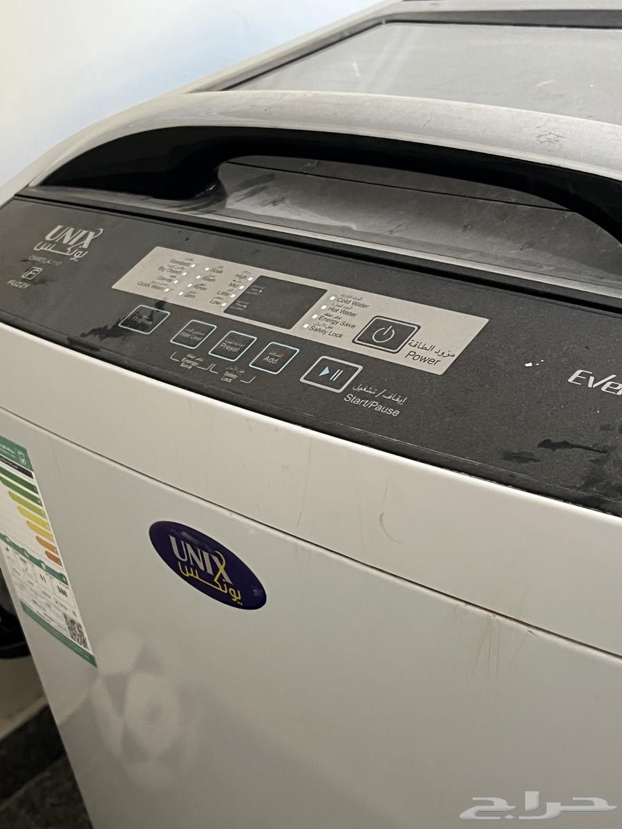 Two washing machines with minor issues64538513835395110