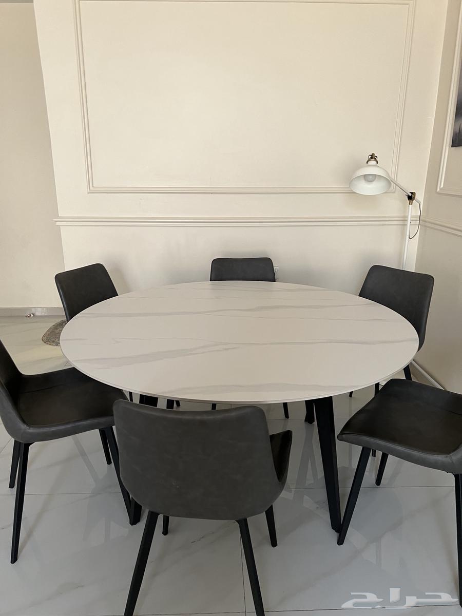 طاولة طعام للبيع64539542885633110