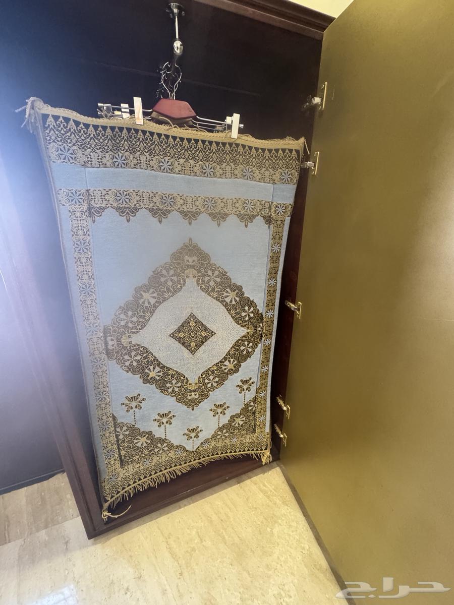 دولاب سجادات صلاة64538204418305113