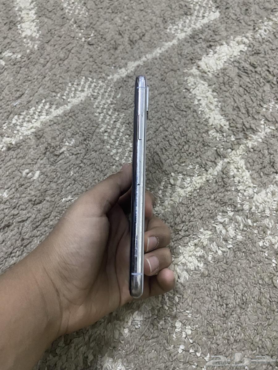 جوال ايفون x جديد بس منكسر الحمايه 60064541464256641112