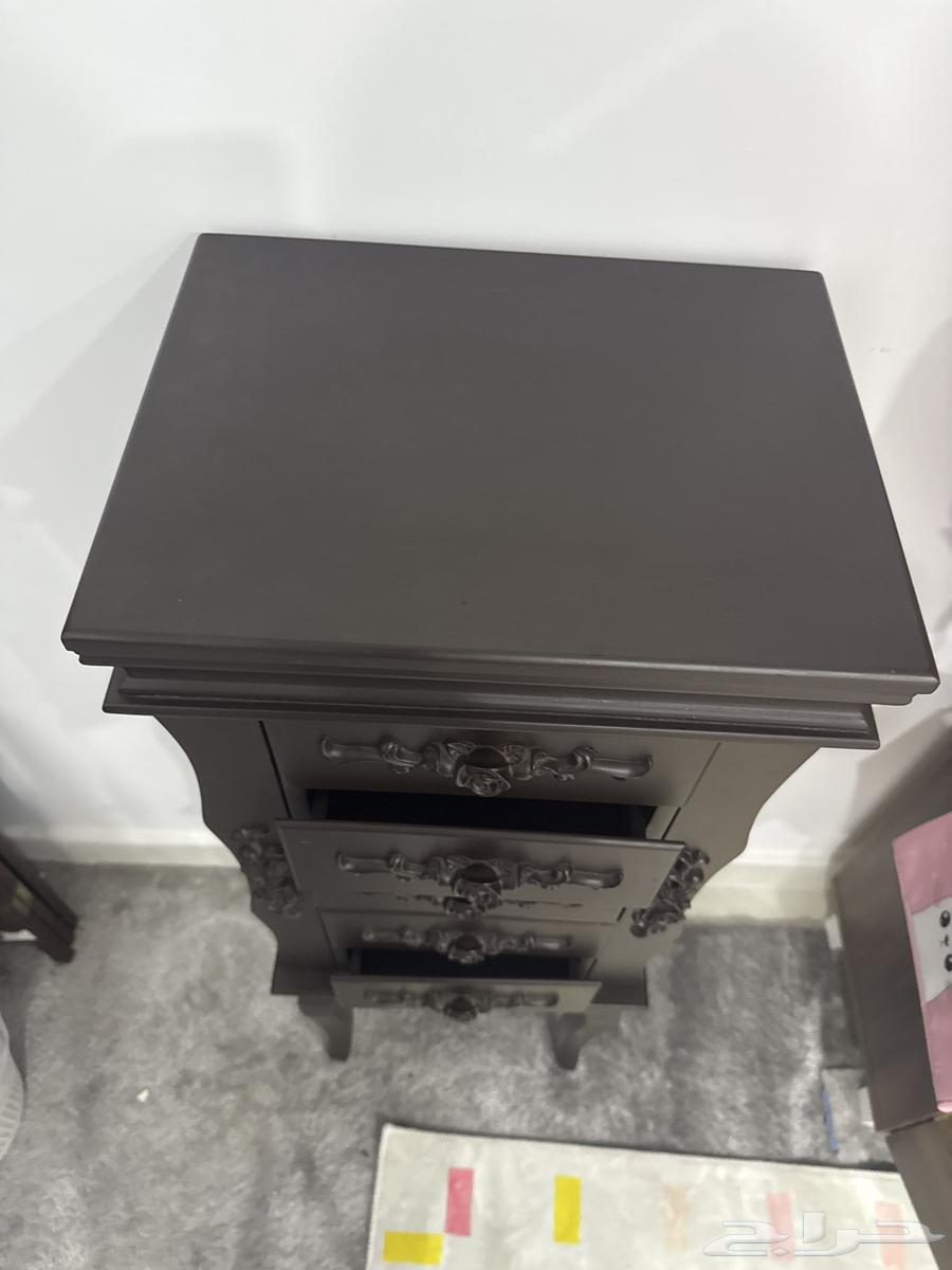 Dark brown 5-drawer accessory cabinet in good condition64537017033090112