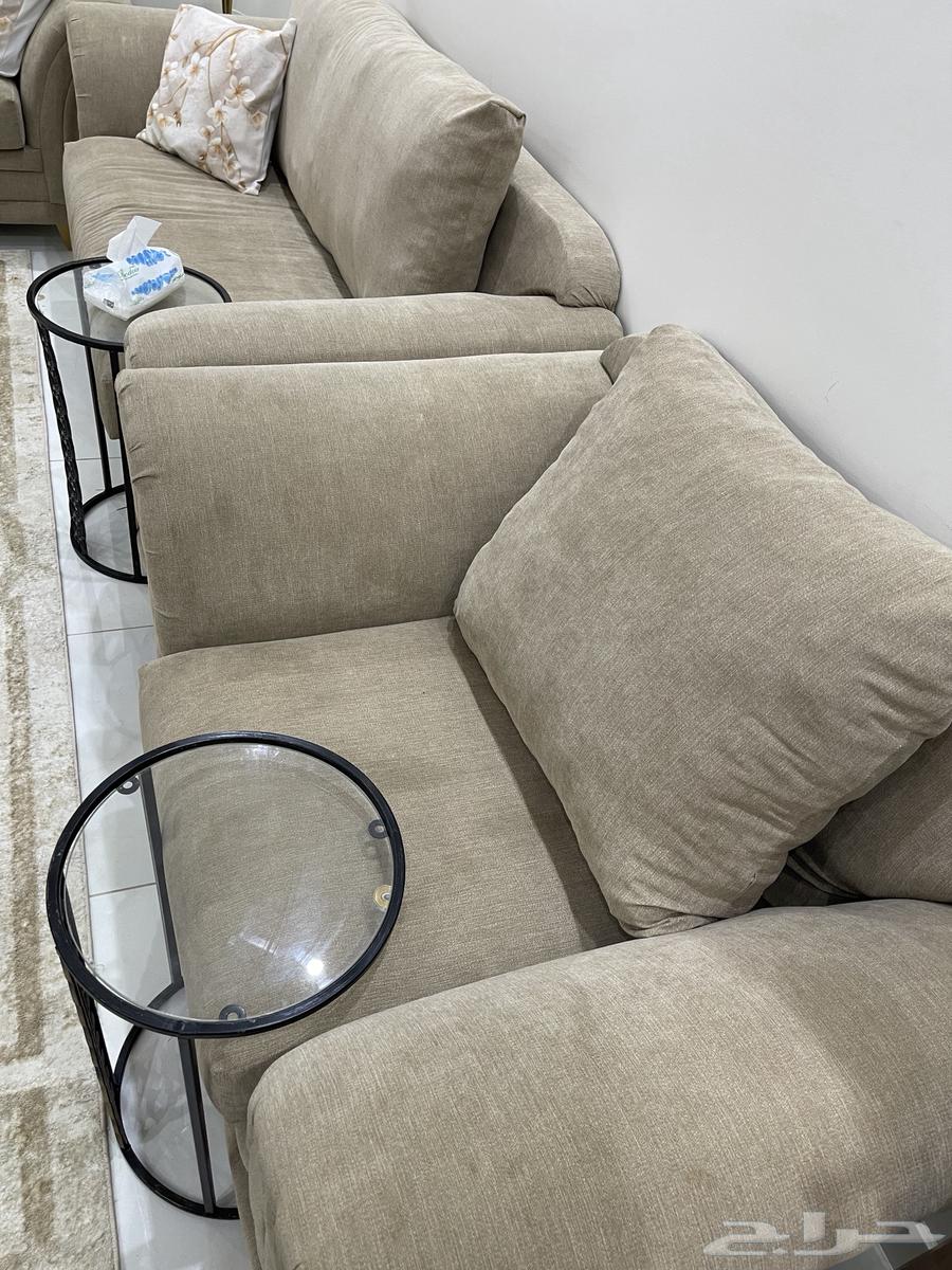 كنب نظيف مااستعمل كثير للبيع64543083121923111