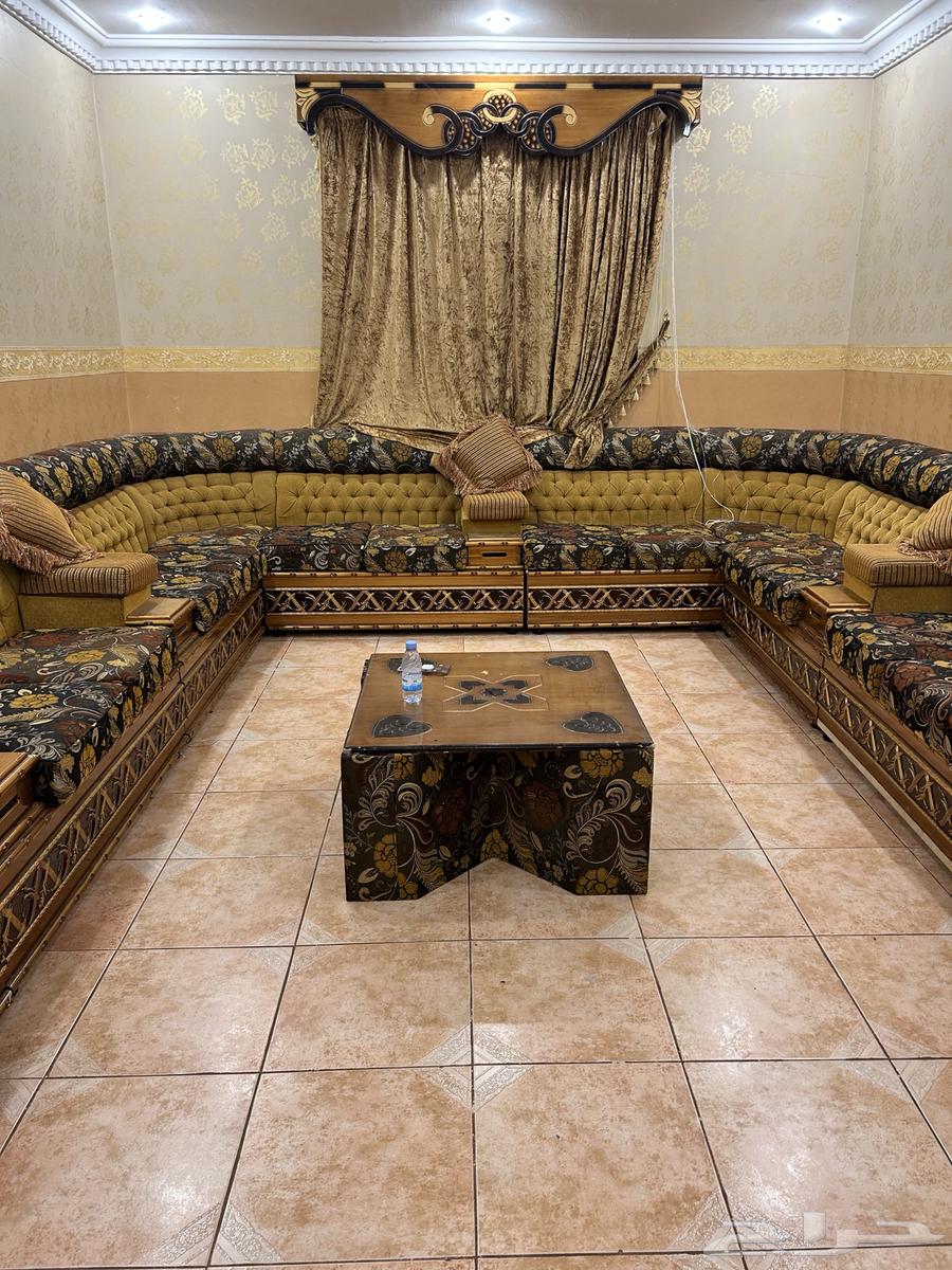 Sofa set for the council64541948932994111