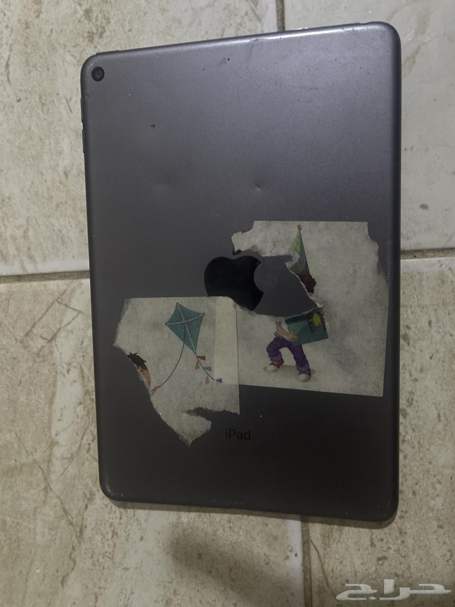 iPad Mini 5 disassembled with screen and battery64535723005441110