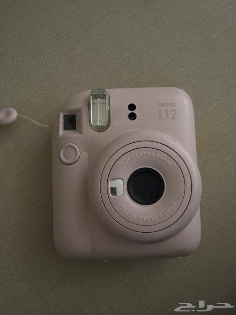 Instant camera64535118836609110