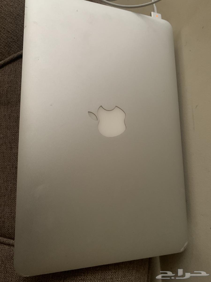 ماك بوك64492474392067111