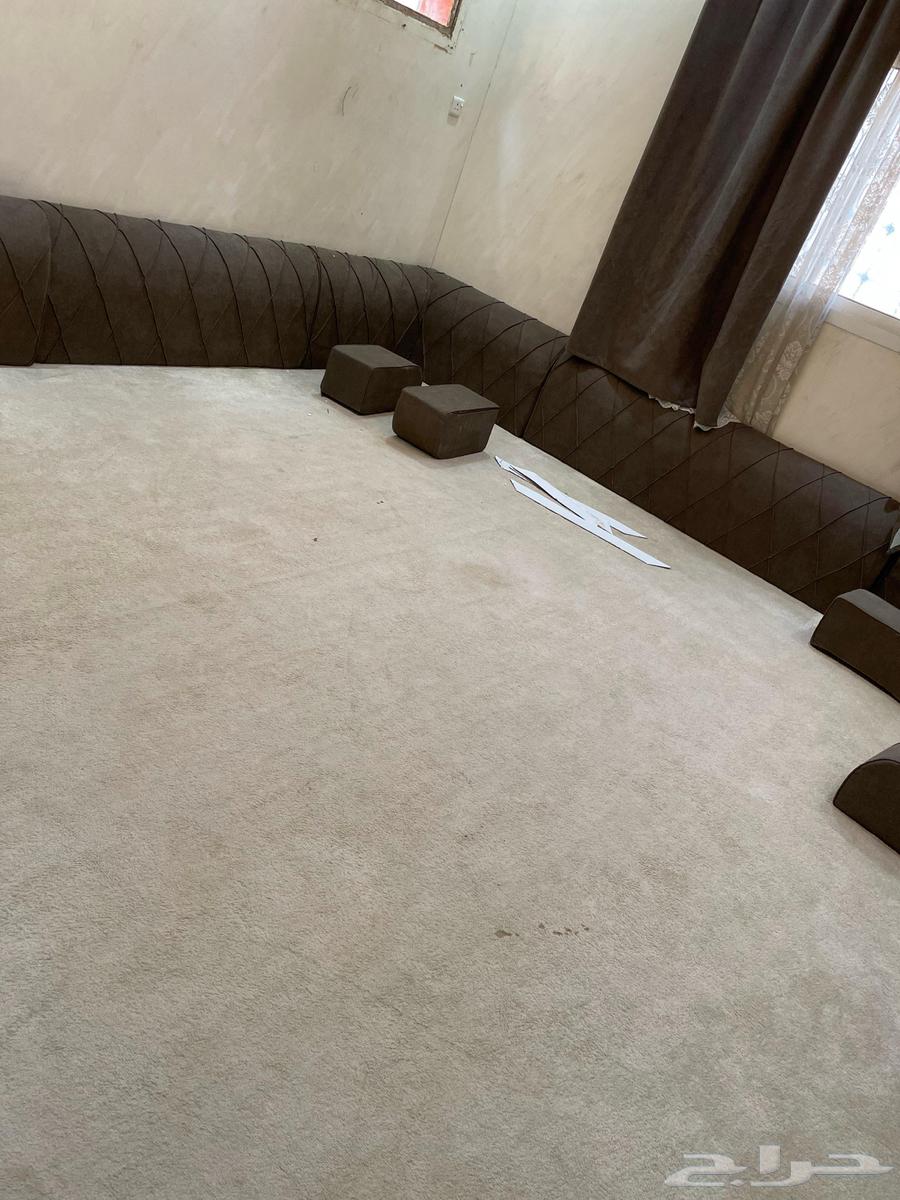 مجلس عربي للبيع بملحقاته64542458376961111