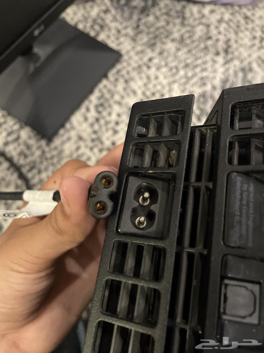 بلايستيشن 4 شغال نظيف64539316240898112