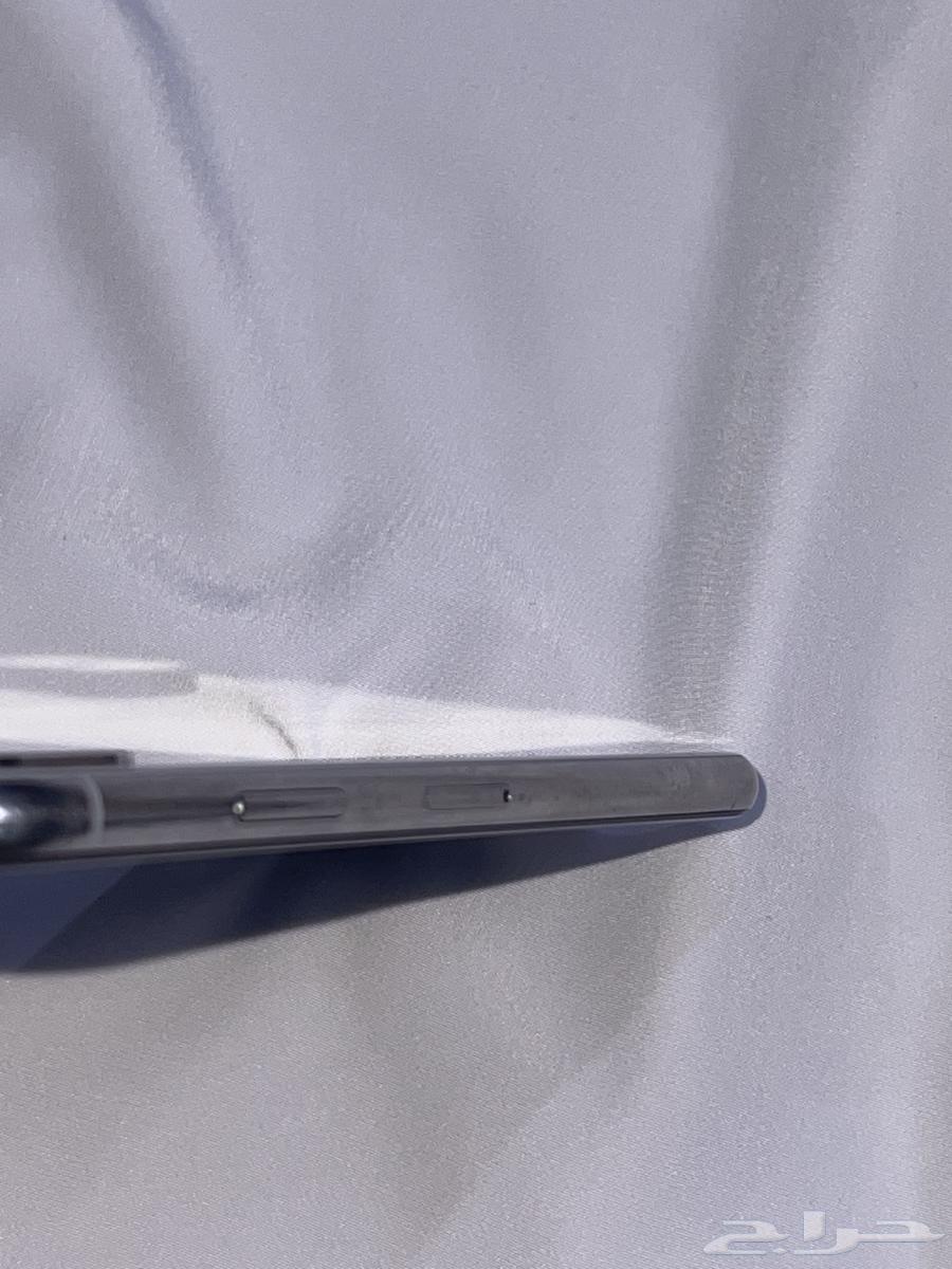 ايفون X 64 قيقا64540595305602113