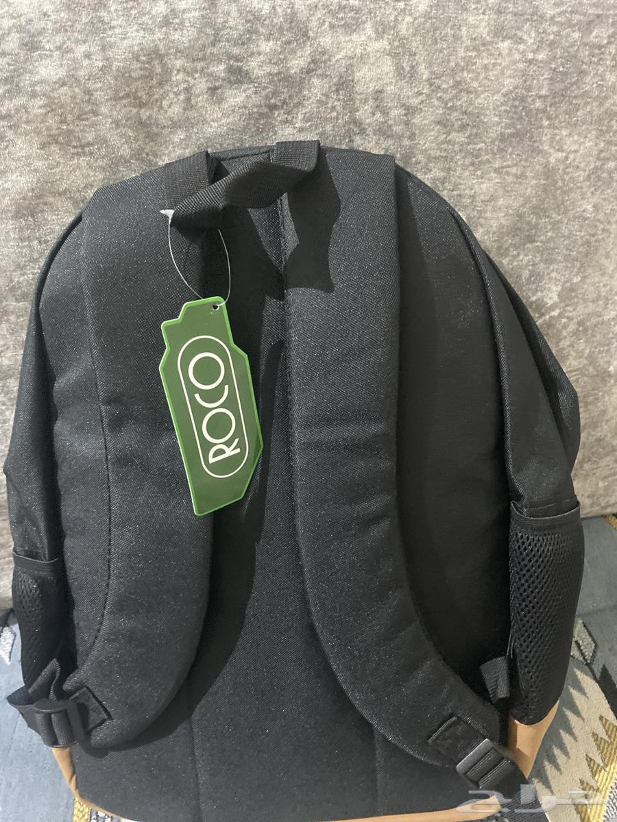 A bag from Jarir Bookstore64539811458049111