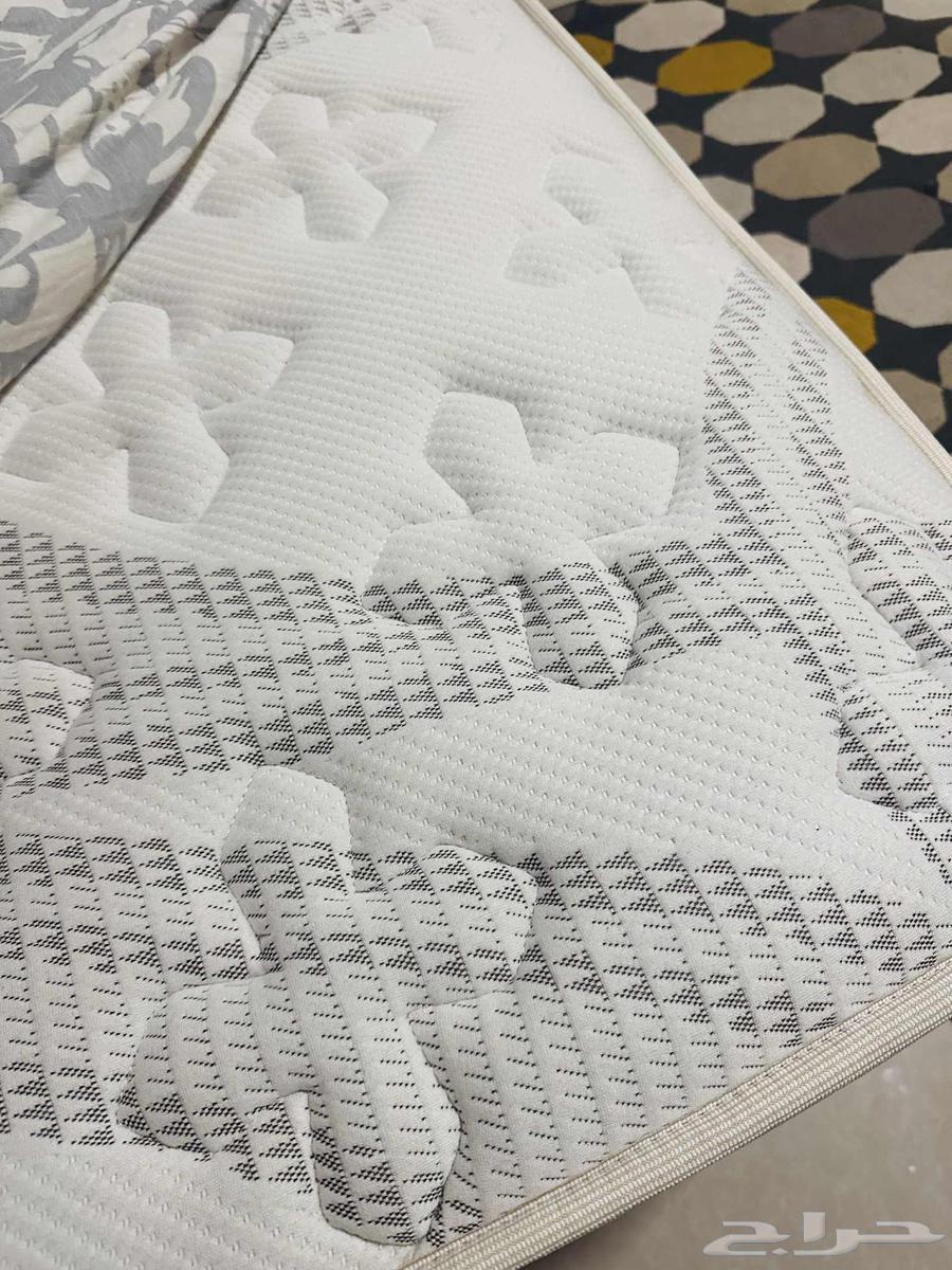 مرتبه 150 سم من هوم بوكس نظيفه جدا و تعتبر جديده64543267288065112