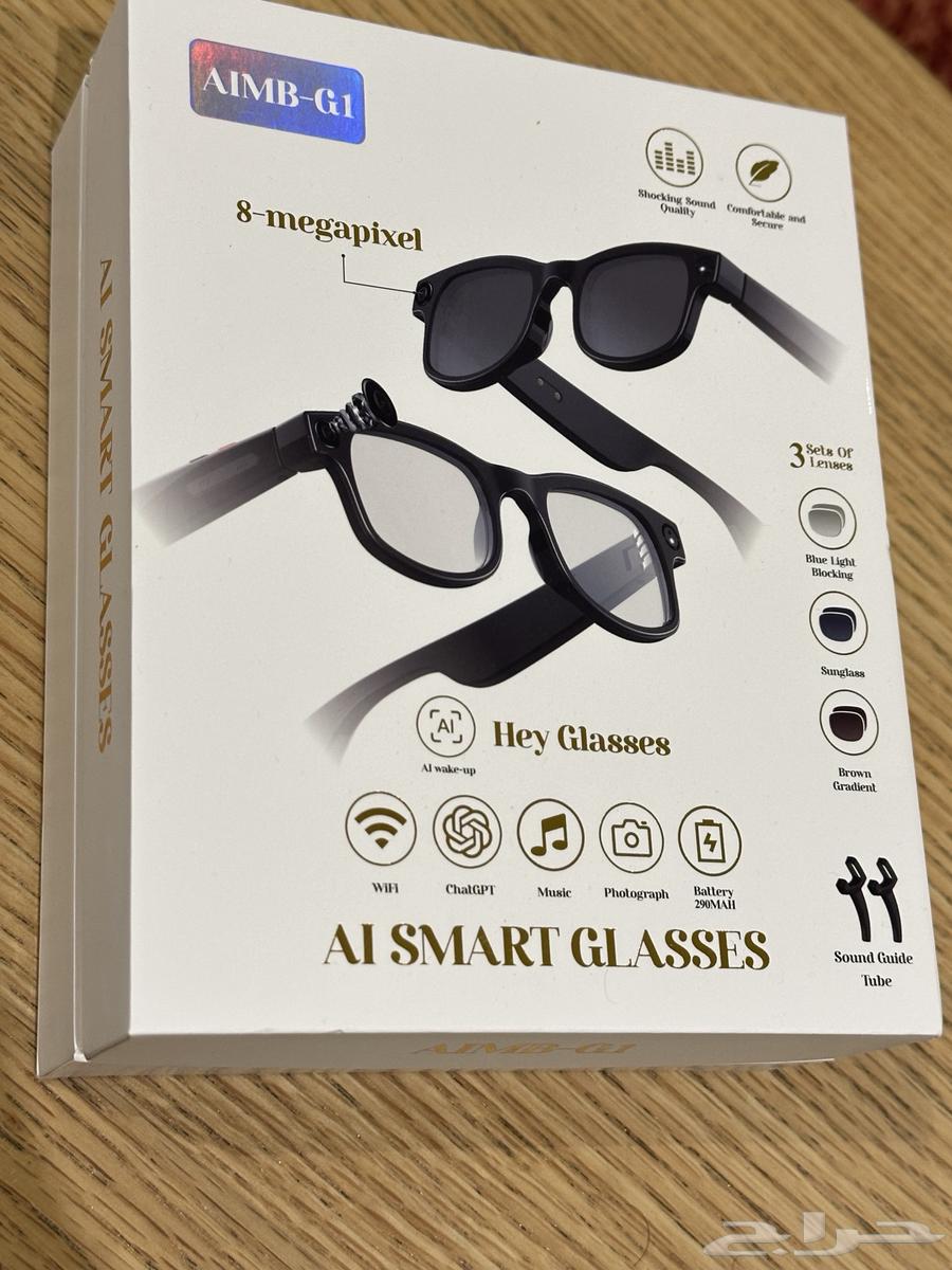 Smart glasses that translate all languages and have a camera64535165677314110