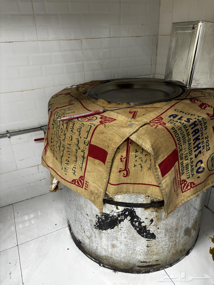 يوجد أغراض لمطعم كاملة للبيع64537114389635112