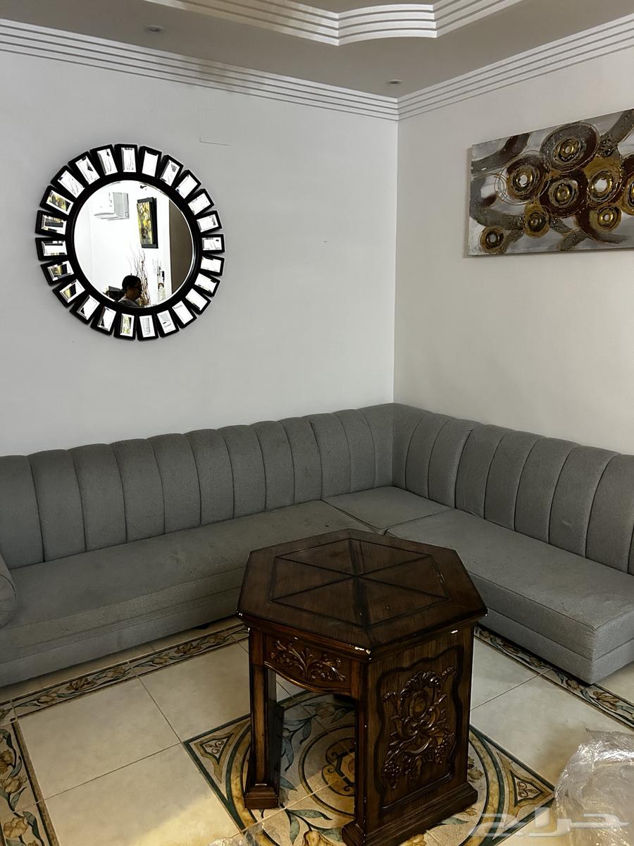 طقم كنب للبيع للملحق  بالرياض - الملز. السعر 1200 ريال64542800155393110