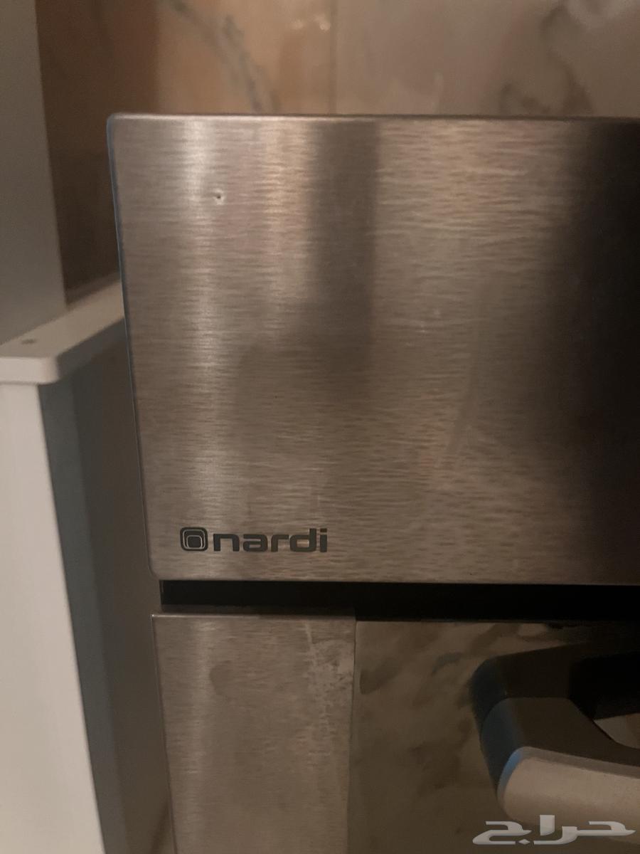 فرن عرضه 60 في 60 صناعه ايطاليه من شركه nardi نظيف وممتاز64540138502913111