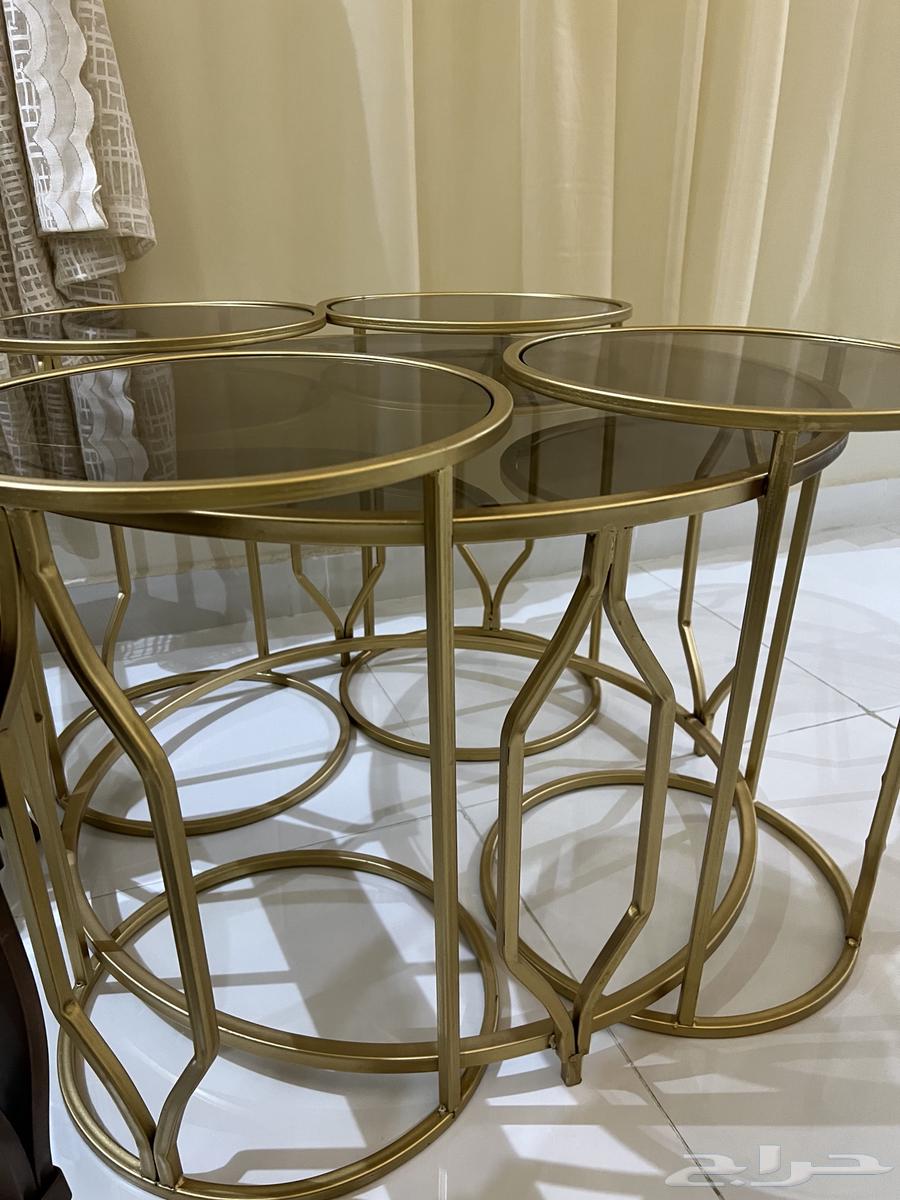 Serving tables64540879521538111