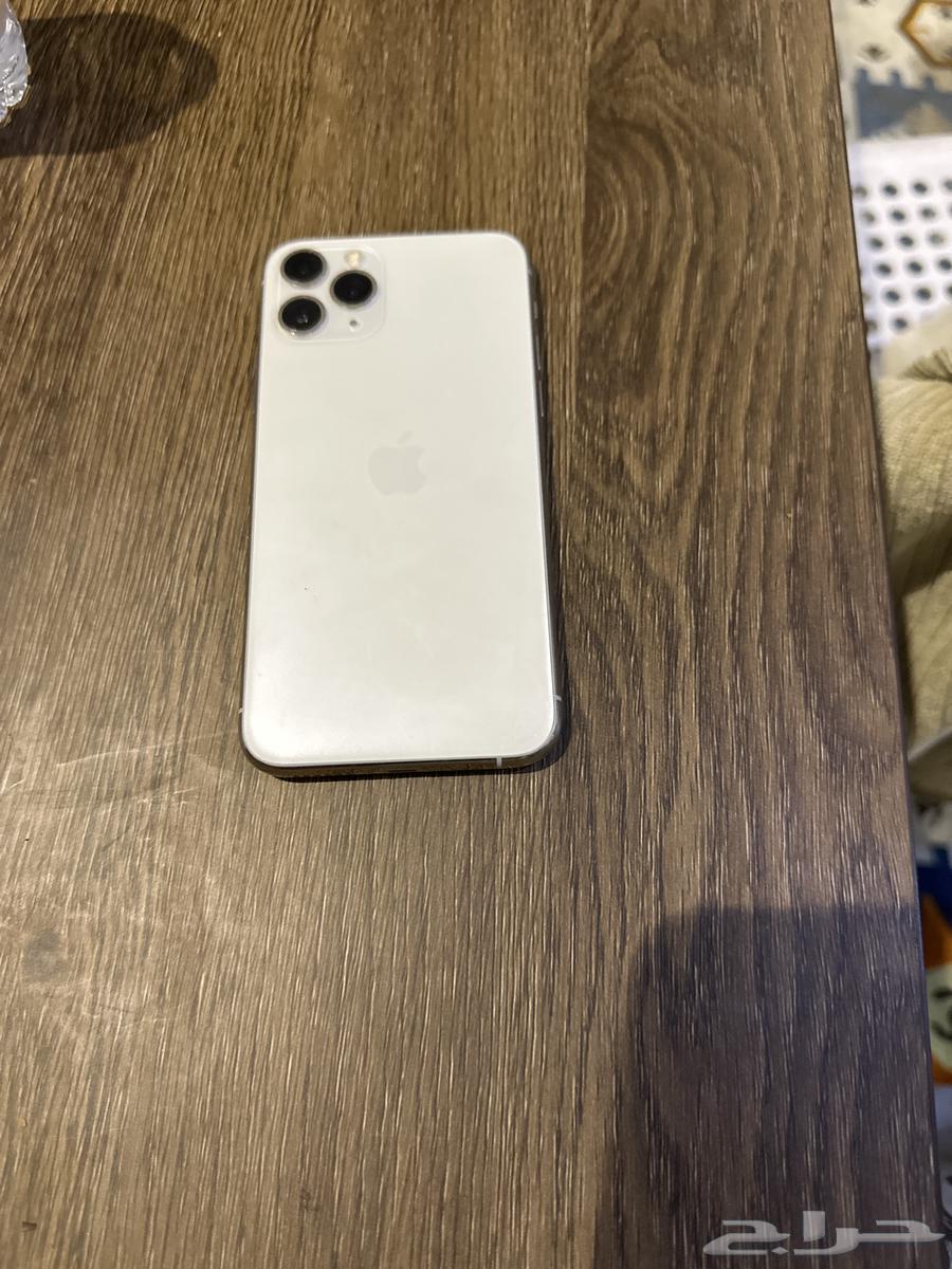 ايفون 11 برو تم تغيير بطارية فقط بأخري اصلية64538944131458110