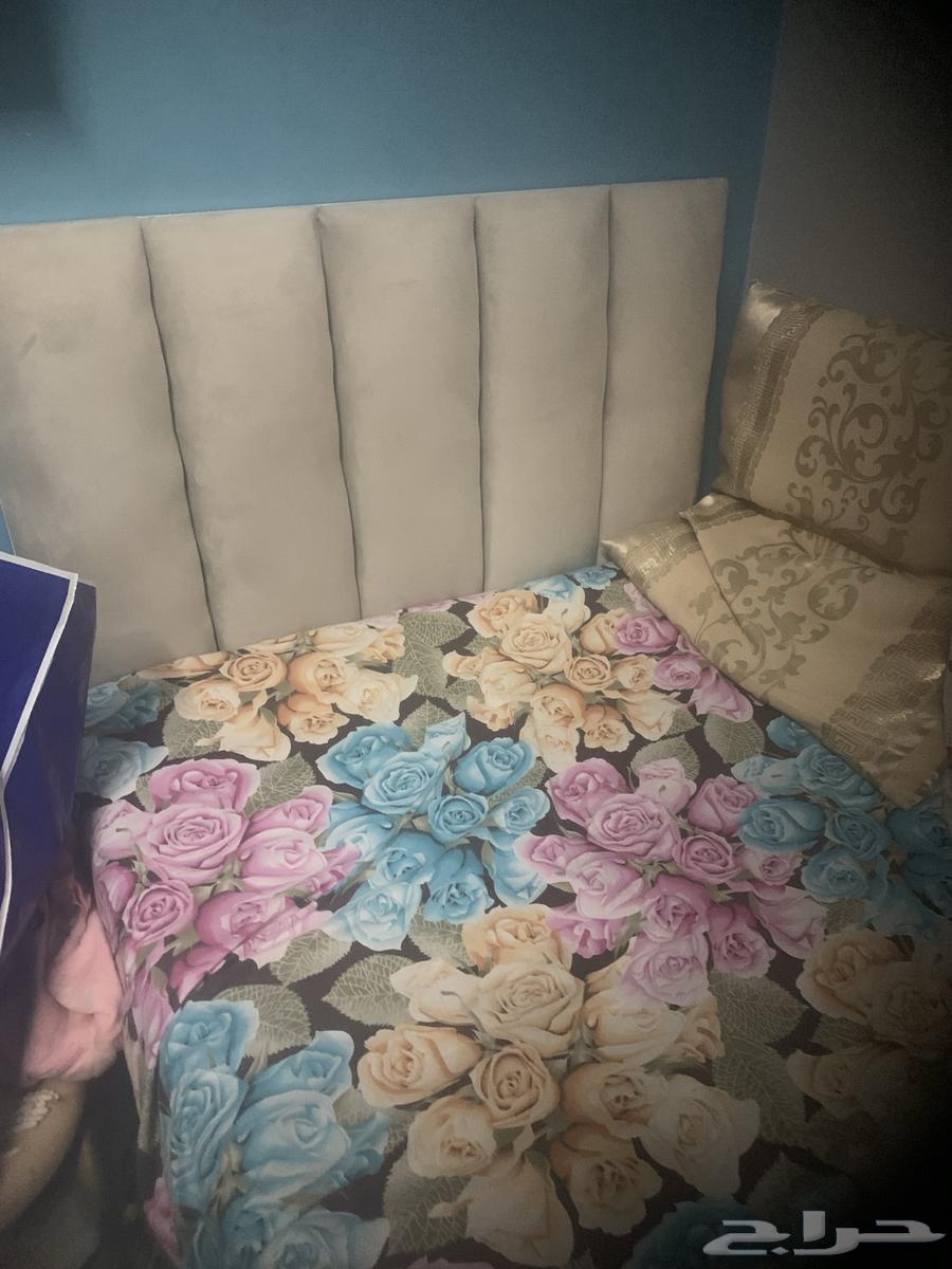 Three single beds in excellent condition64536210069251110