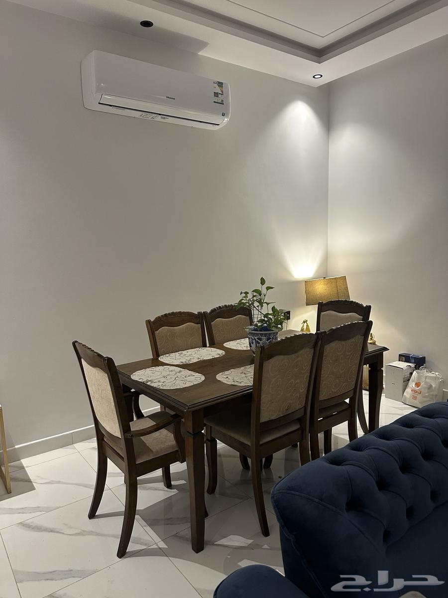 Absolute 6-Person Dining Table64542415832962111