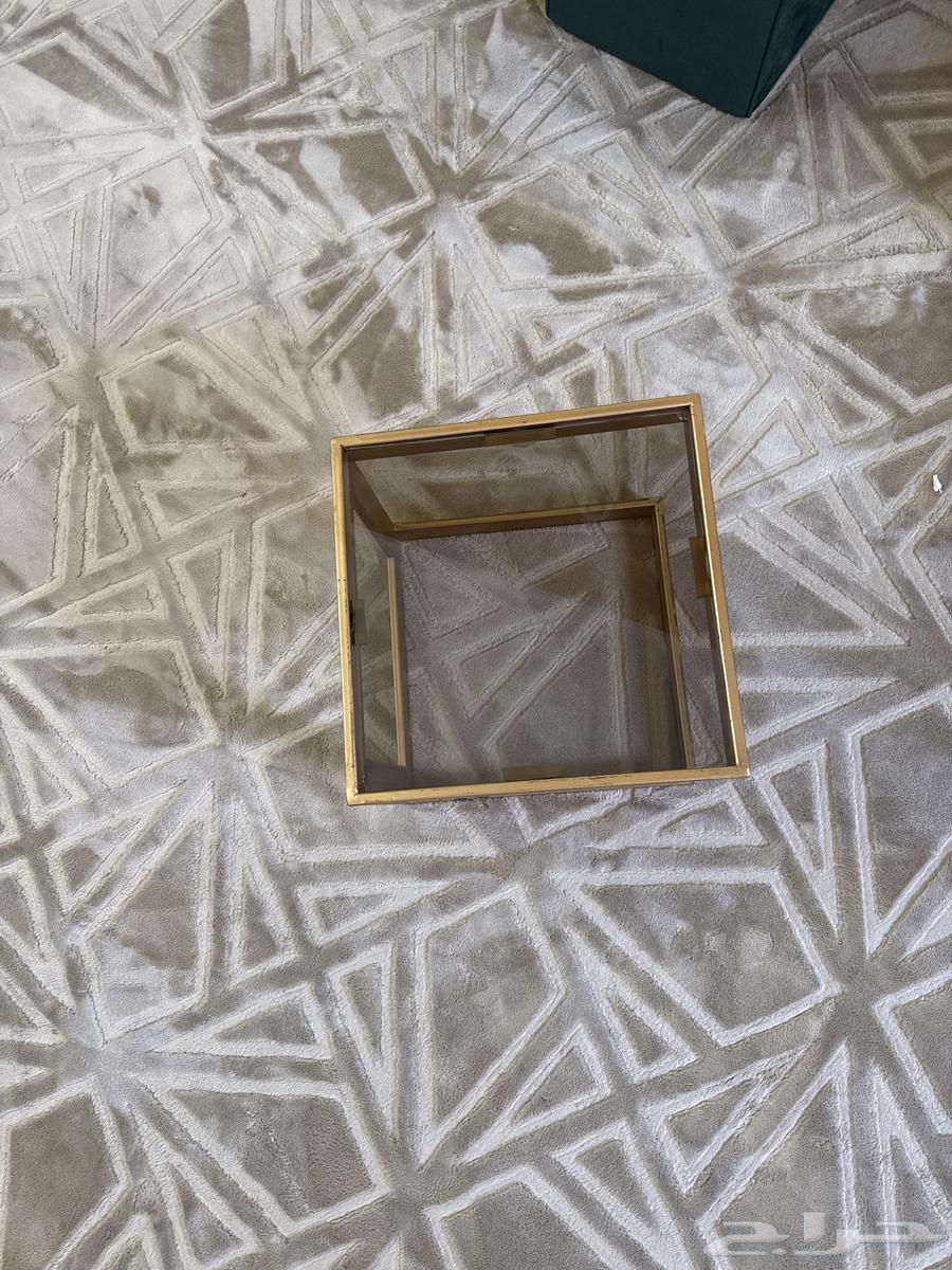 طاوله بملحقاتها64539130239106110