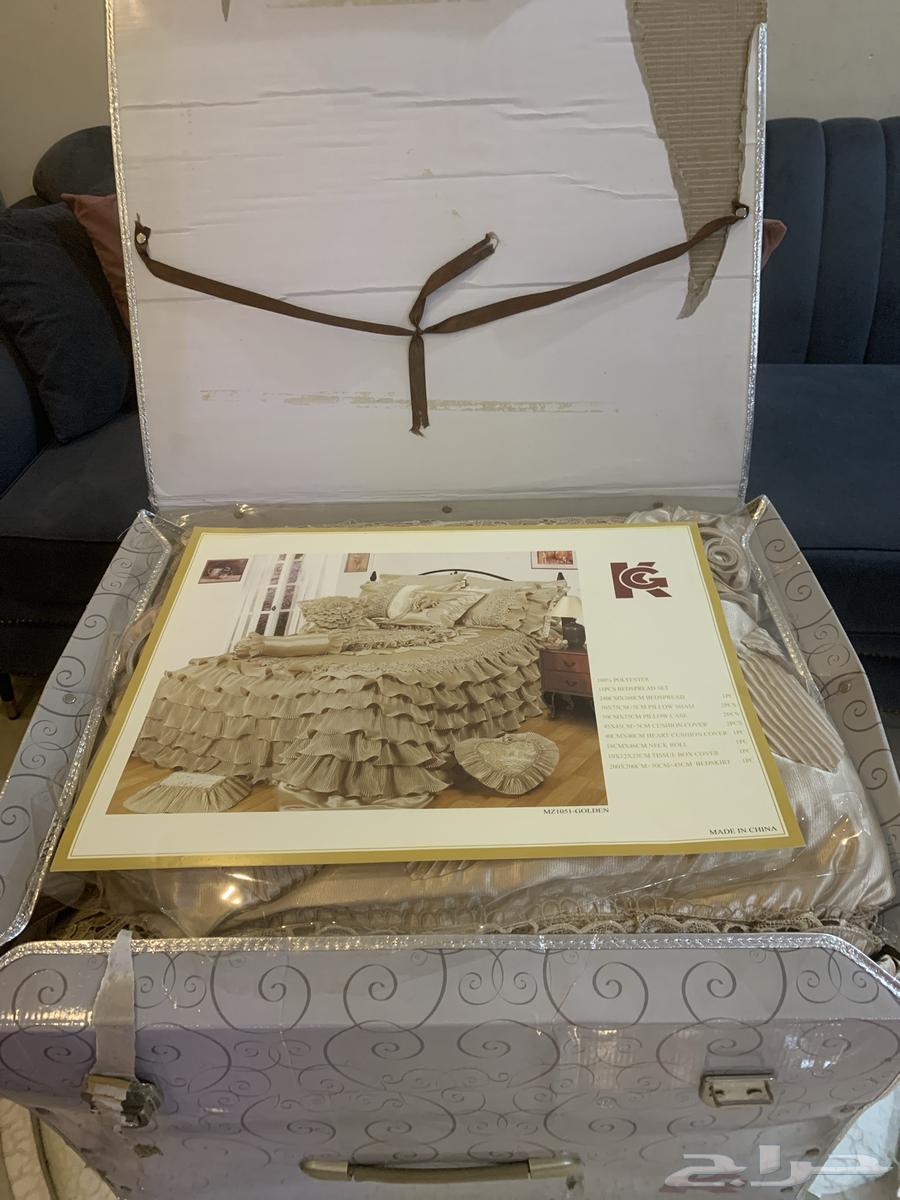 مفرش عرايسي جديد بلكرتونة للبيع على السوم64538007663873110