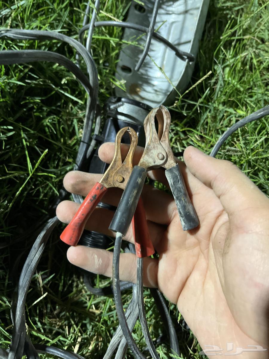 Lights .. powered by car battery suitable for sheds64541436020482112