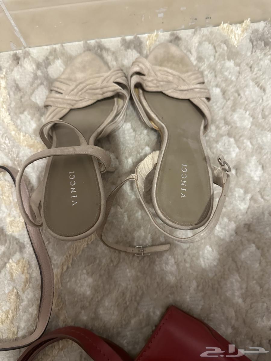 شنطتين وجزميتين استعمال قليل64535527375618111