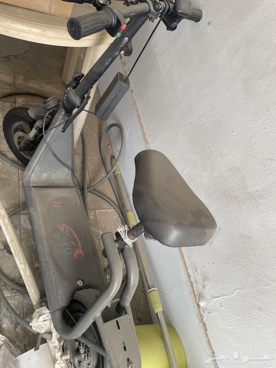 اسكوتر كهربائي للببع يبيله بطاريه64537100553601110