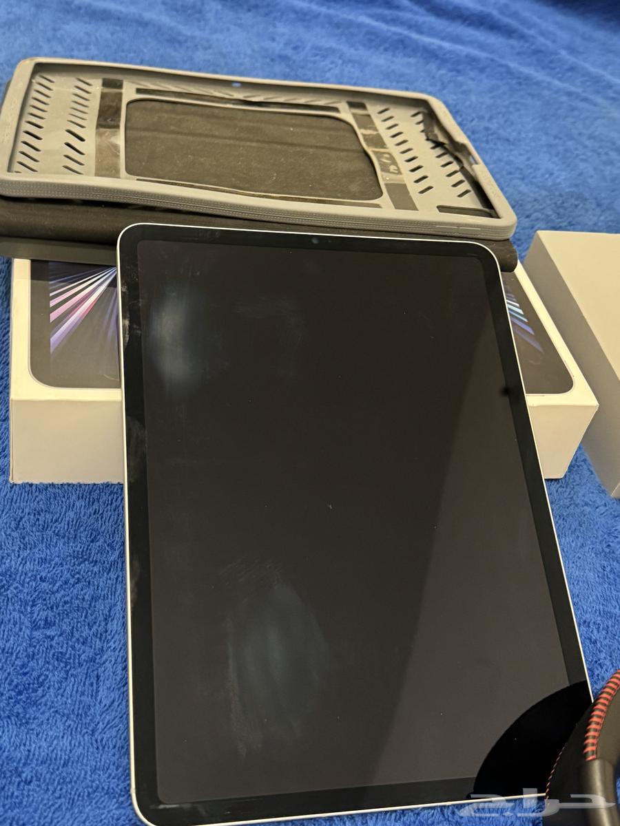 ايباد رد مجك اخر اصدار وايباد ابل 11 انش وسماعة هايبر اكس64539471822337114