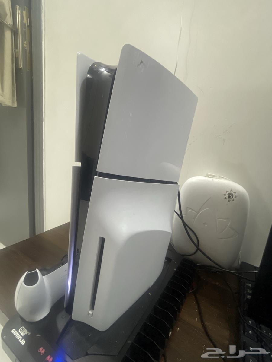 سوني فايف نظيف لا يشكو من حاجة64542614568323110