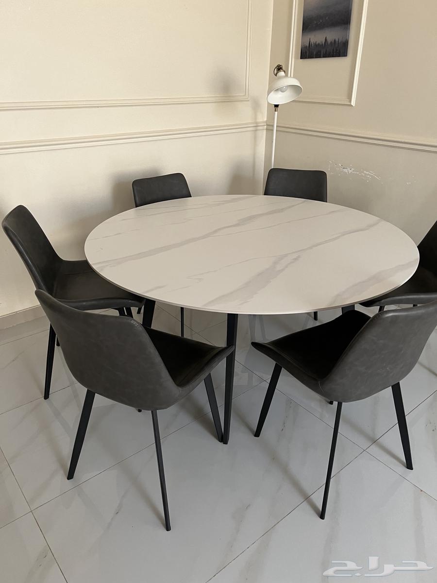 طاولة طعام للبيع64539542885633111