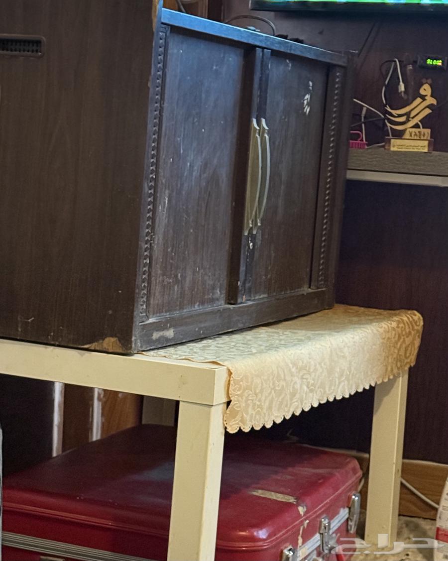 تلفزيون سانيو قديم64536571465218112