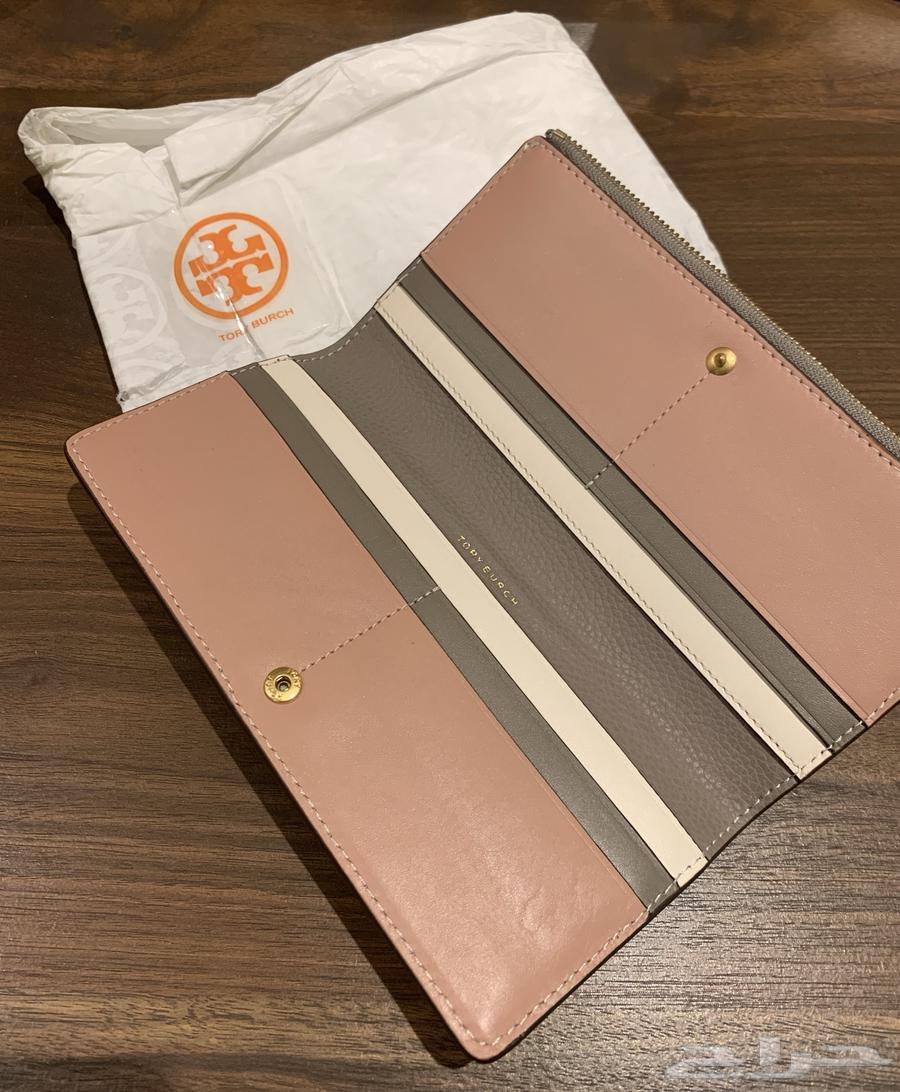 Tory Burch wallet for sale64542543864194112