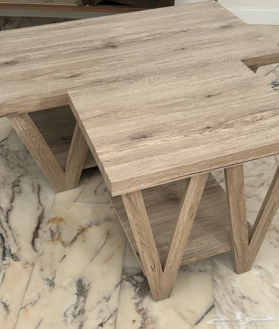 طاولة خشبيه64538958292481111