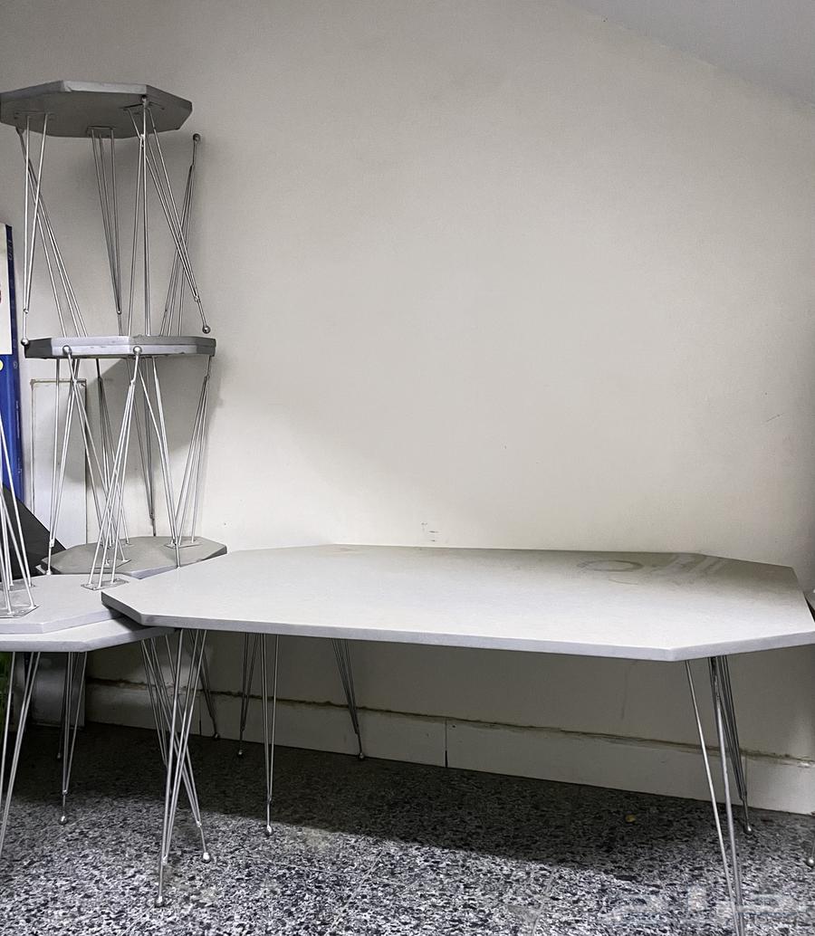 طاولات جديده استخدام نظيف طاوله كبير و 8طاولات خدمه64540409710851110