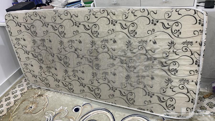 Clean used bed sponge64539570939138111