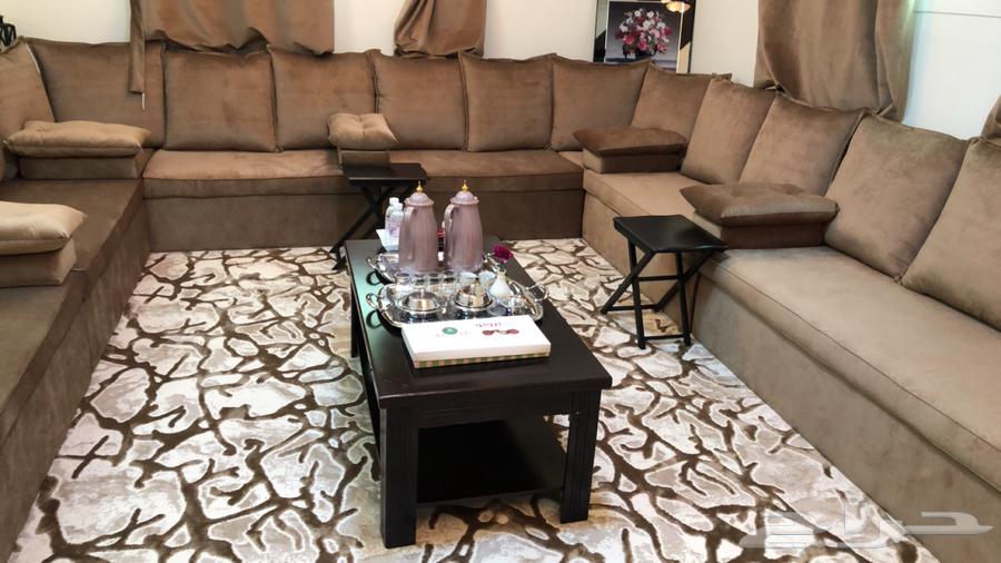 كنب مجلس ساده نظيف شبه جديد خشب جودة اصلي لا يوجد به عيوب64535694957443110