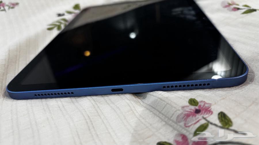iPad for sale, nothing wrong with it, 2000 riyals, contact number64538303242627114