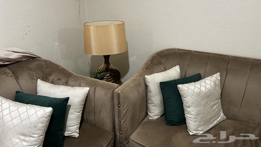 كنب مجلس مع ملحقاته للبيع64537686911235111