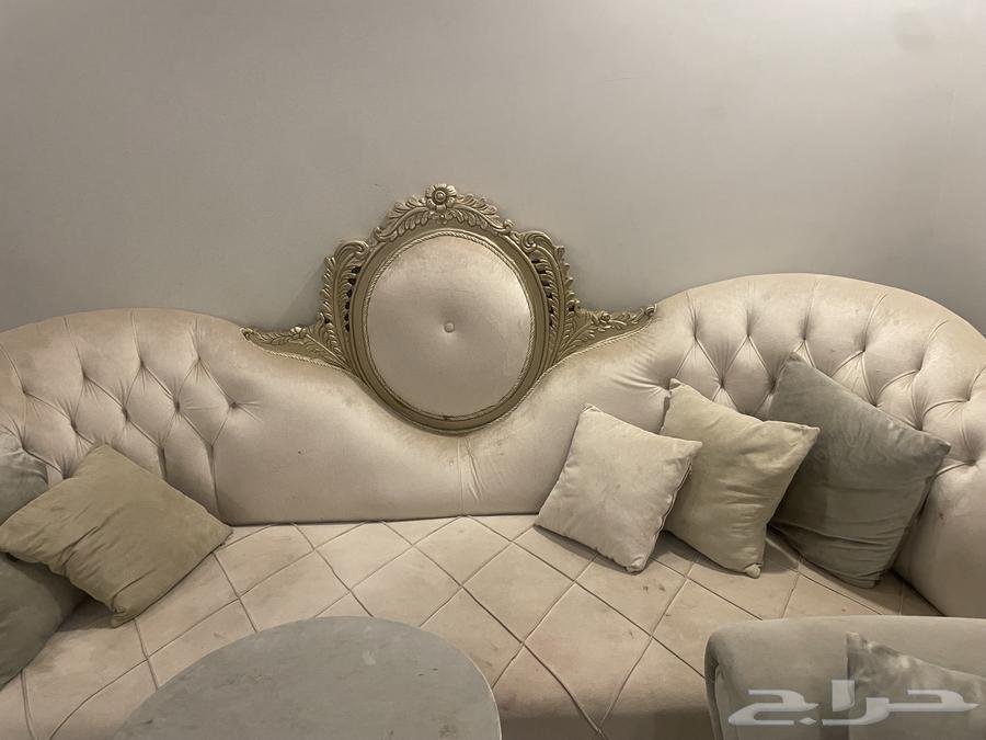 طقم مجلس كامل جيد ولاكن يحتاج غسيل64538007617665111