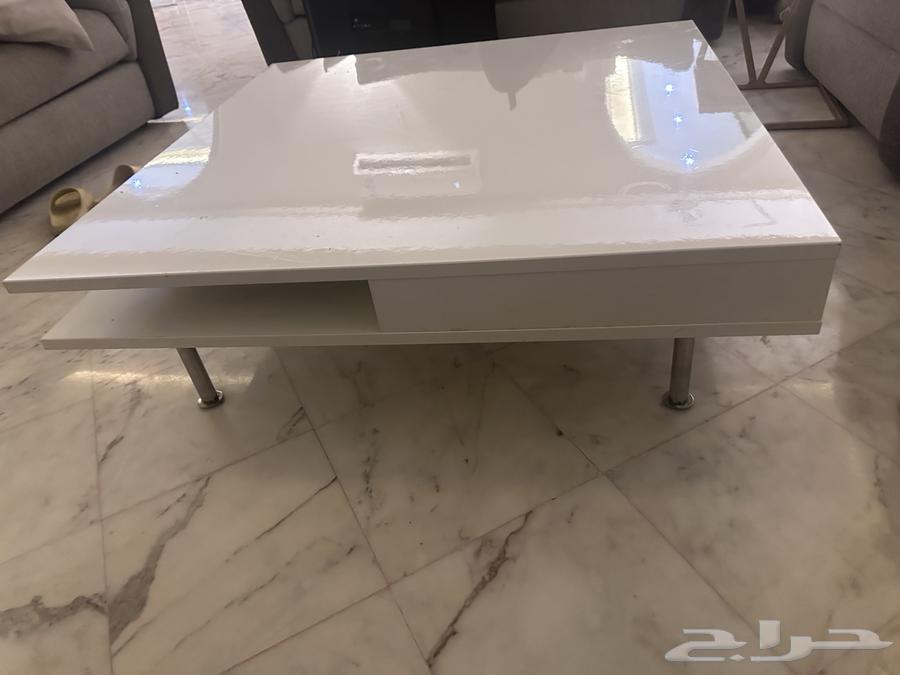 Table from IKEA64543196222978110